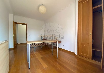 Arrendamento de apartamento T3 na Rua Camilo Castelo Branco