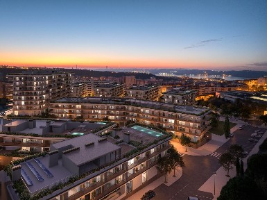 Apartamento T2 à venda na Rua Carlos Saraiva, 10