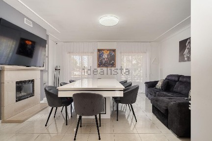 Apartamento T3 à venda na Rua Doutor Jorge de Sena