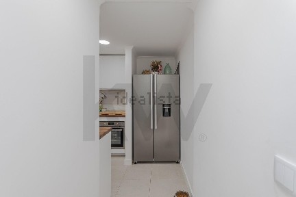 Apartamento T2 à venda na Rua Cidade de Almada