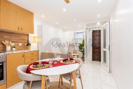 Apartamento T2 à venda na Rua de São Pedro
