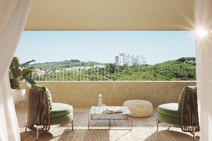 Apartamento T4 à venda na Miraflores