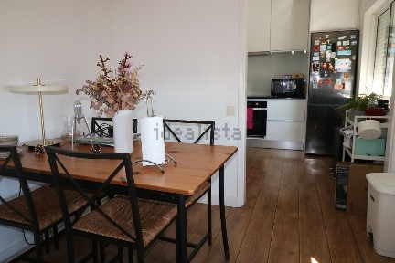 Apartamento T2 à venda na Avenida Infante Dom Henrique