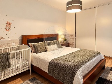 Apartamento T2 à venda na Rua Patrício Teodoro Álvares Ferreira