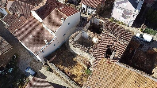 Moradia independente à venda em Em608