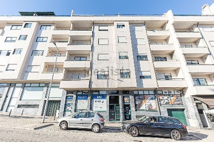 Apartamento T1 à venda na Rua de Rei Ramiro