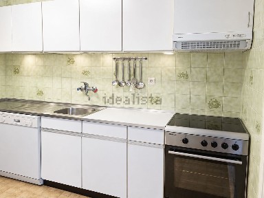 Apartamento T4 à venda na Avenida Dom Afonso Henriques, 883