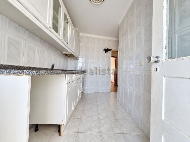 Apartamento T3 à venda na Rua de Medancelhe, 356
