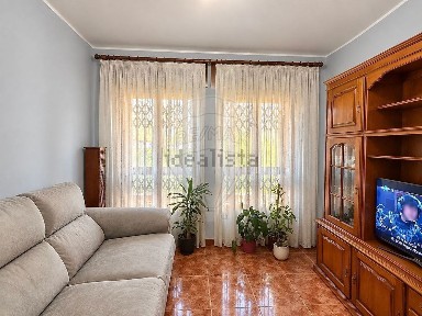 Apartamento T2 à venda na Rua do Professor Bonfim Barreiros