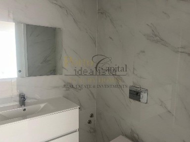 Apartamento T1 à venda na Santo Ovídio - Cedro - Monte da Virgem
