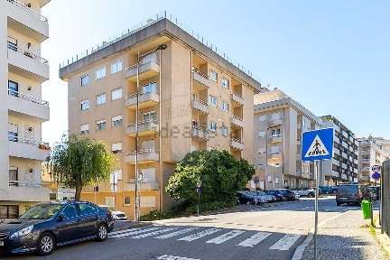 Apartamento T2 à venda na Rua Estado da India
