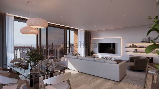 Apartamento T3 à venda na Rua das Indústrias, 347