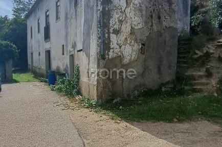 Moradia independente à venda em Ladeira Outeiro