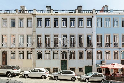 Apartamento T2 à venda na Rua José Dias Coelho s/n