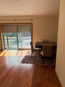 Arrendamento de apartamento T2 na Rua Manuel Almeida Rouxinol