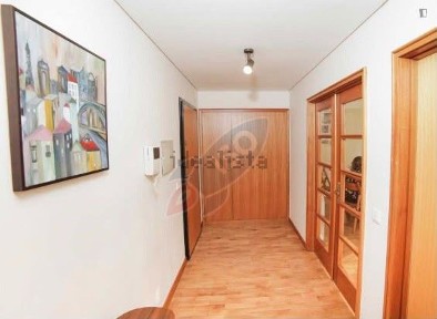 Arrendamento de apartamento T1 na Câmara de Gaia - Aviadores - Quinta das Pedras