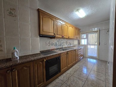 Arrendamento de apartamento T3 na Gueifães