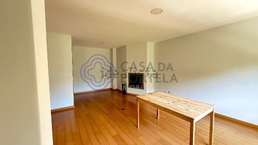 Arrendamento de apartamento T2 na Rua Monte Murado s/n
