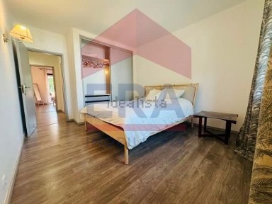 Apartamento T3 à venda na Estrada de Albufeira, 45