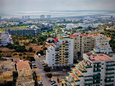 Apartamento T1 à venda na Dourada - Má Partilha