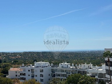 Apartamento T3 à venda na Rua António José de Almeida