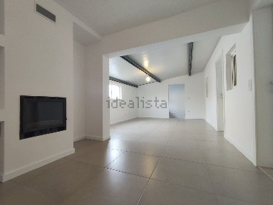 Moradia independente à venda no Monte Real e Carvide