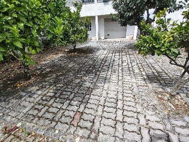 Moradia geminada à venda em Rio de Loba