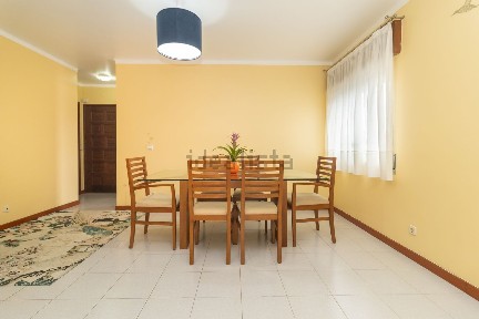 Apartamento T2 à venda na Praceta Agostinho da Silva