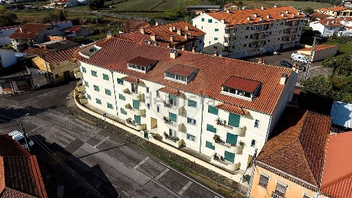 Apartamento T2 à venda em Sangalhos