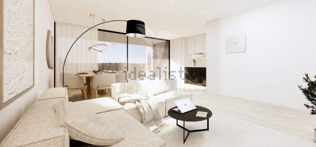 Apartamento T3 à venda na Rua Manuel Martins Cardoso, 9307