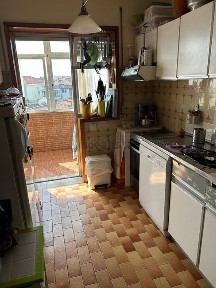 Apartamento T2 à venda na Rua Santa Teresa