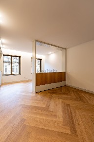 Apartamento T0 à venda na Rua de Sá da Bandeira, 31