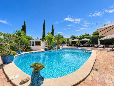 Casa ou moradia à venda em Boliqueime