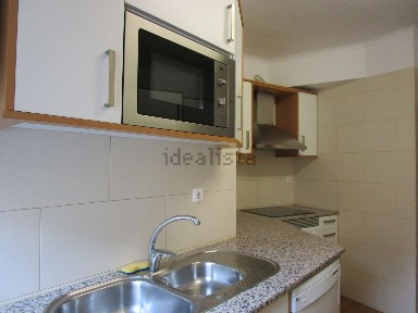 Arrendamento de apartamento T1 na Rua Cândido dos Reis s/n