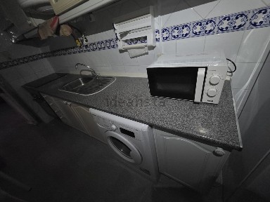 Arrendamento de apartamento T1 na Rua Cavaleiro de Oliveira