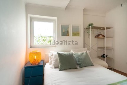 Arrendamento de apartamento T2 na Rua da Bombarda
