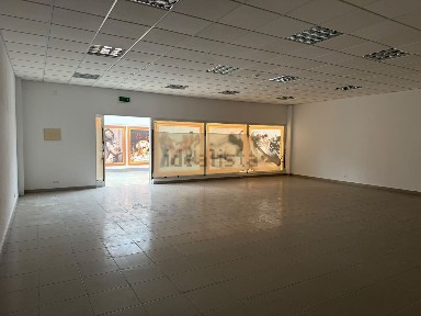 Arrendamento de espaço comercial na Estrada Nacional 237, Pombal, Leiria, Portugal s/n
