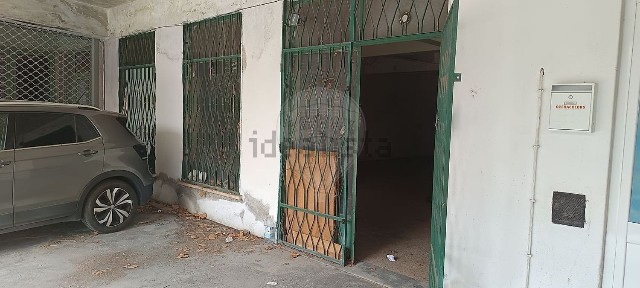 Espaço comercial à venda na Rua Francisco Sá de Miranda