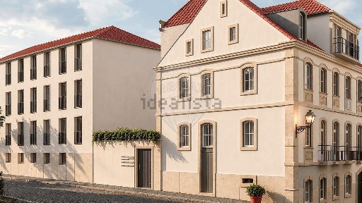 Apartamento T3 à venda na Rua Nova da Piedade