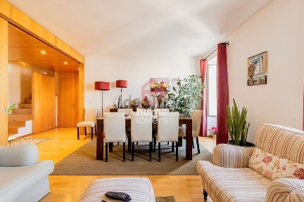 Apartamento T3 à venda no Chiado