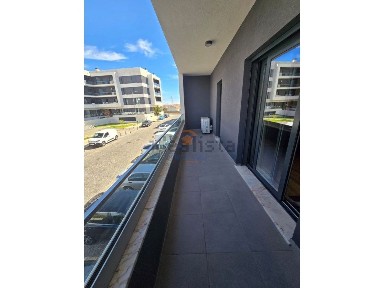 Apartamento T2 à venda na Rua da Portela