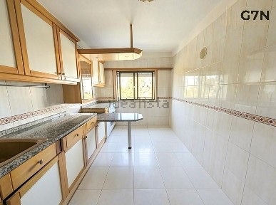 Apartamento T2 à venda na Agualva