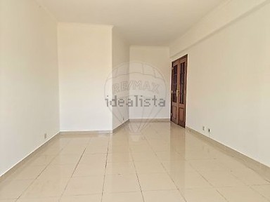 Apartamento T2 à venda na Alameda Santa Marta do Pinhal