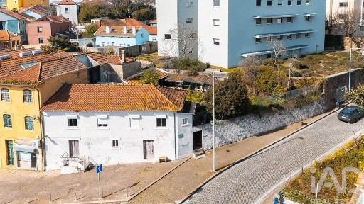 Moradia geminada à venda na Ouro - Condominhas