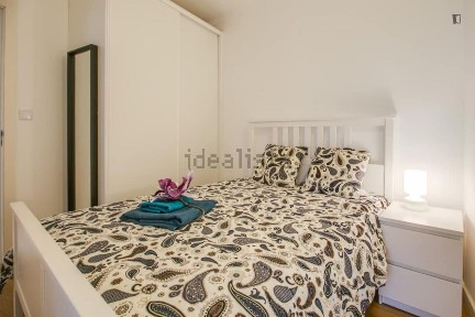 Arrendamento de apartamento T2 na Rua da Senhora da Glória