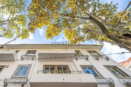 Arrendamento de apartamento T3 na Avenida 25 de Abril, 17