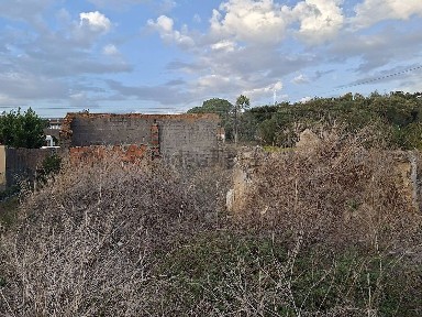 Moradia independente à venda em Rio Maior
