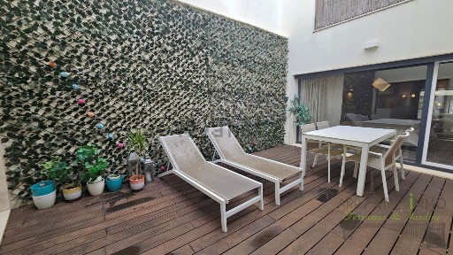 Apartamento T2 à venda na Rua da Bombarda, 5