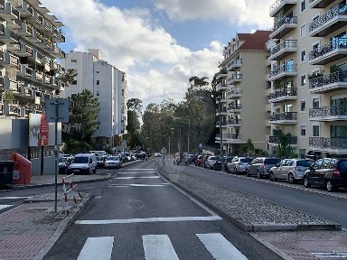 Apartamento T4 à venda na Rua do Viveiro