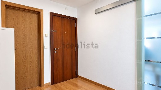 Apartamento T3 à venda na Rua Abade Baçal, 42